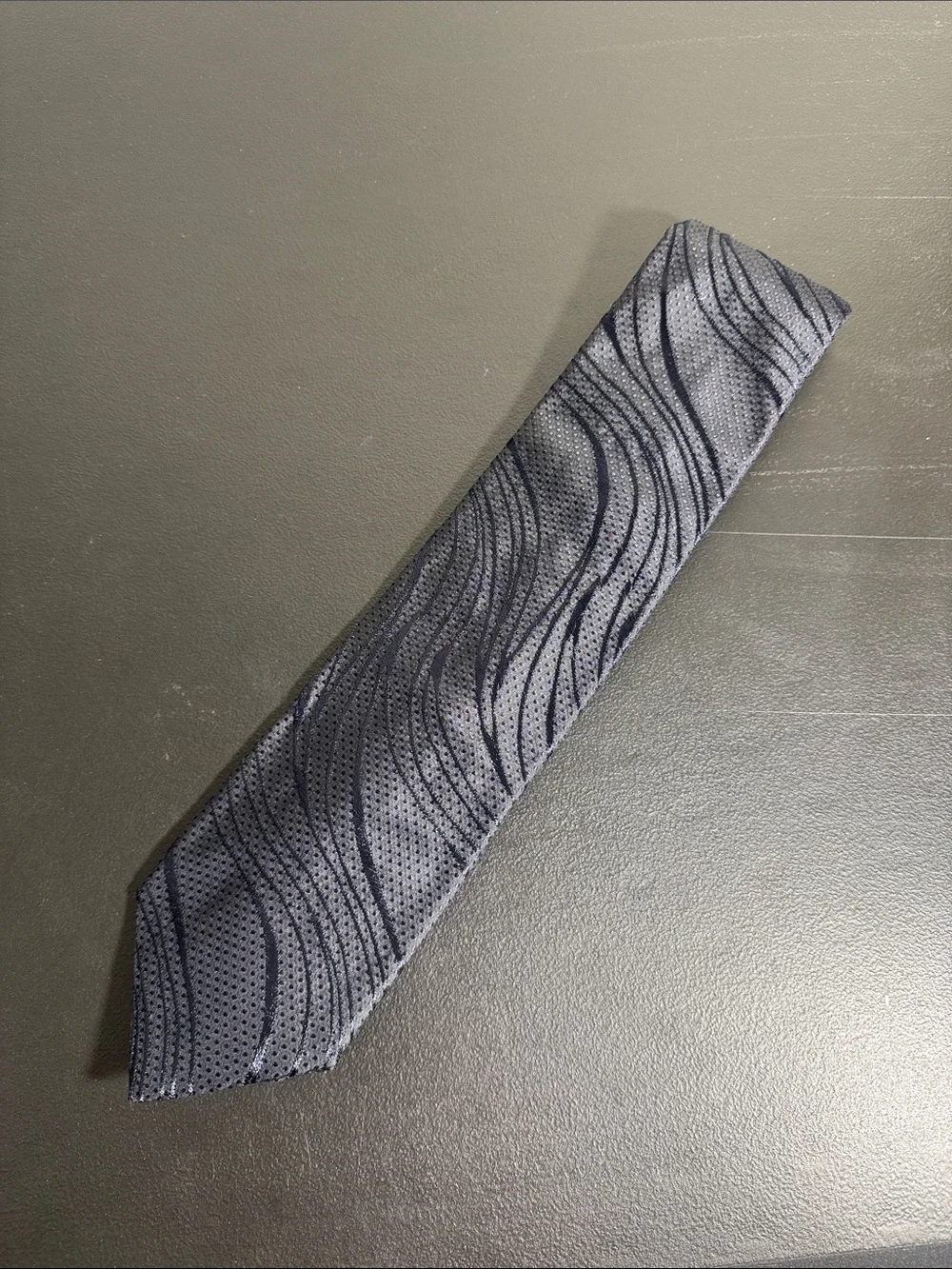 Pal Zileri mens dark blue textured abstract pattern 100% silk vintage tie EUC